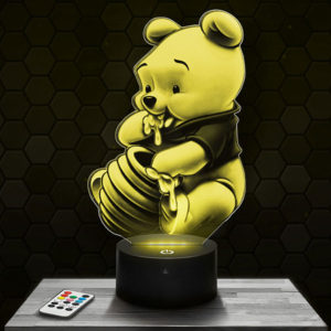 Lampe 3D Winnie l'ourson - Bébé Winnie L'ourson avec socle au choix !