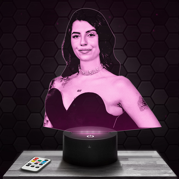 lampe-3d-naiara-operacion-triunfu